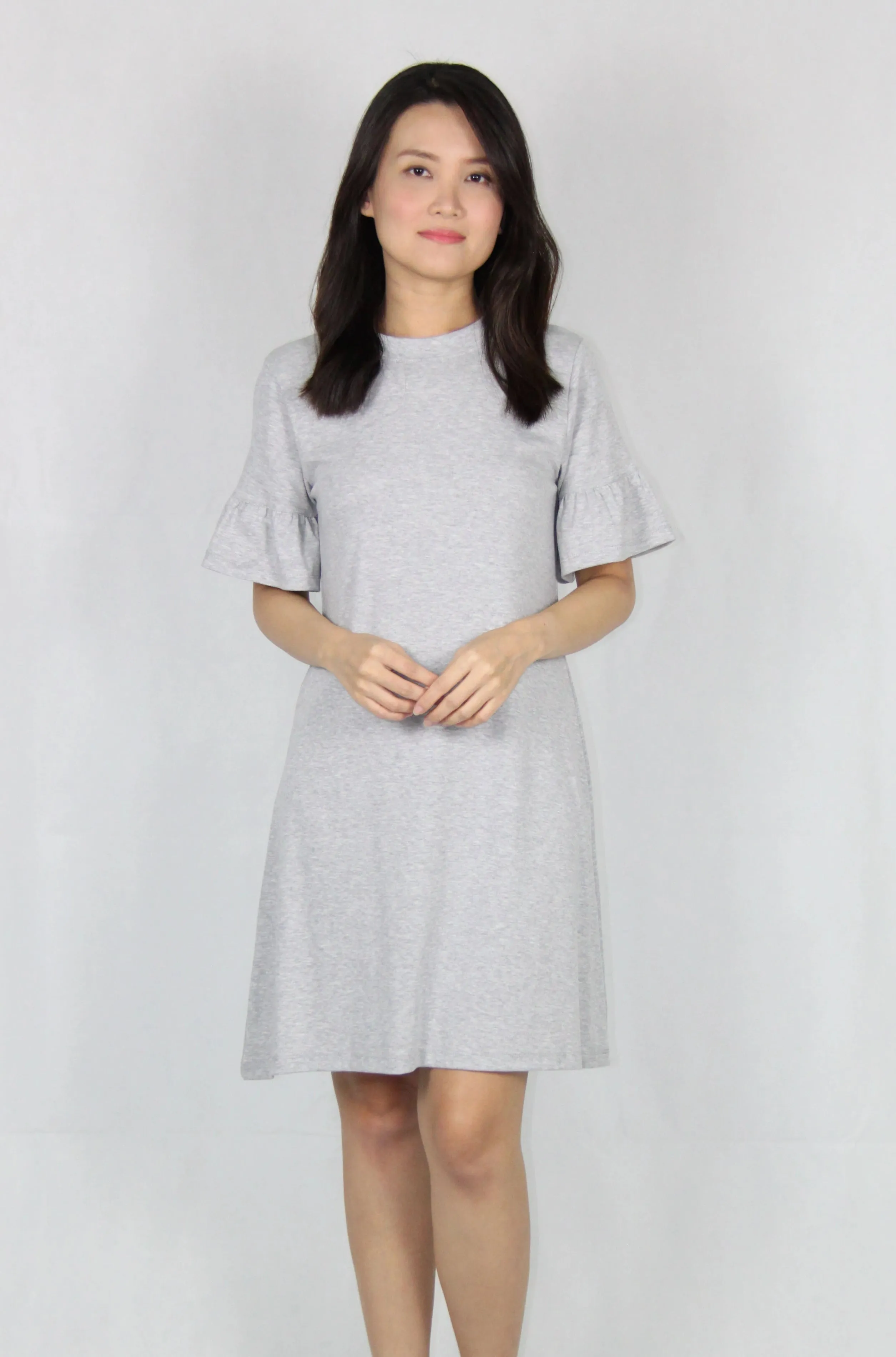 Basic Ruffles Sleeve Dress in Light Grey