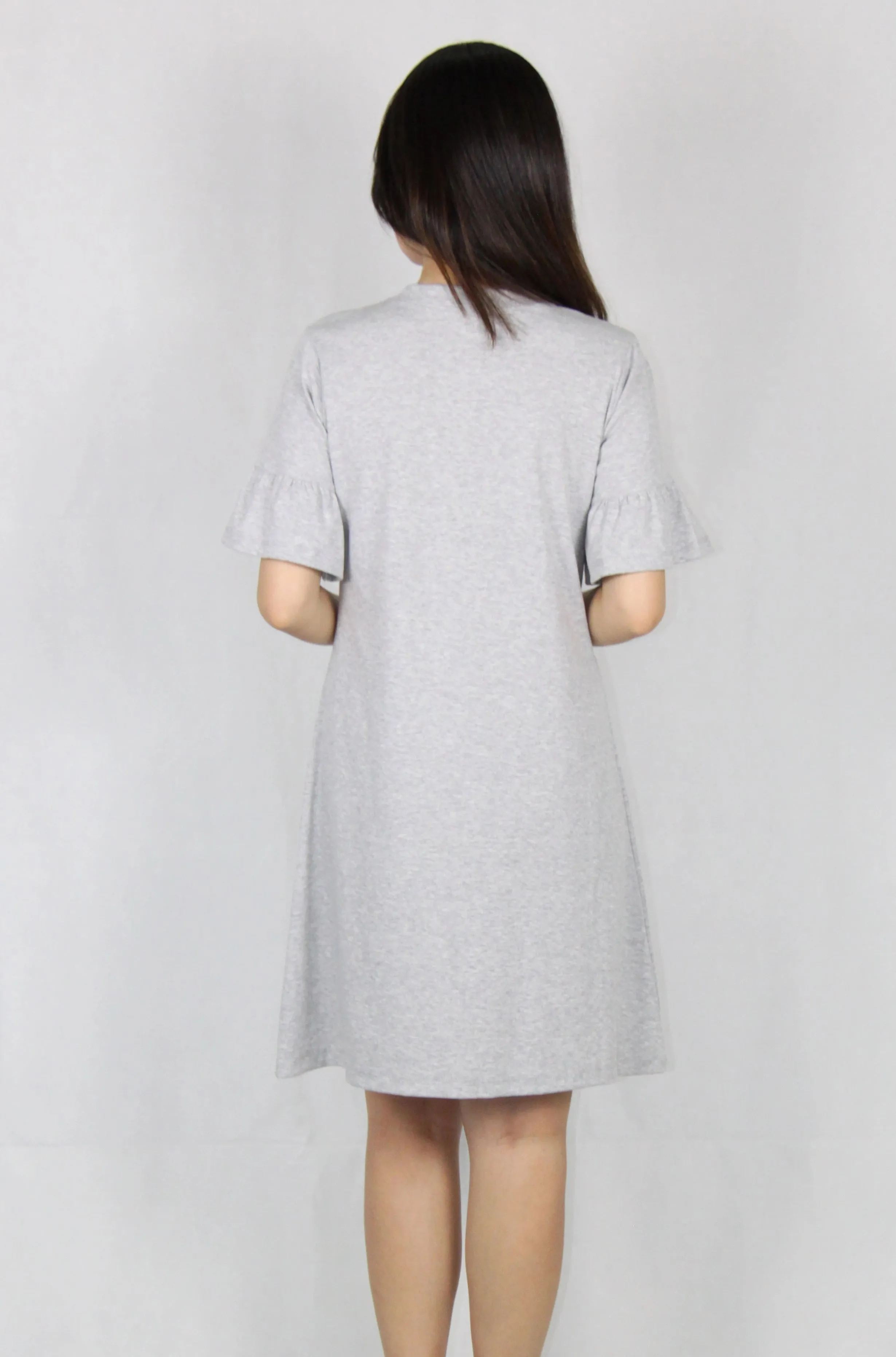 Basic Ruffles Sleeve Dress in Light Grey