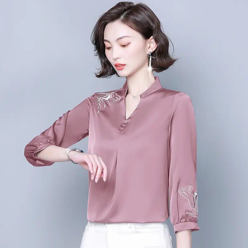 Elegant Embroidered Blouses Women Vintage V-Neck 3/4 Sleeve Satin Shirts For Women Office Lady Loose Basic Spring Summer Tops X2