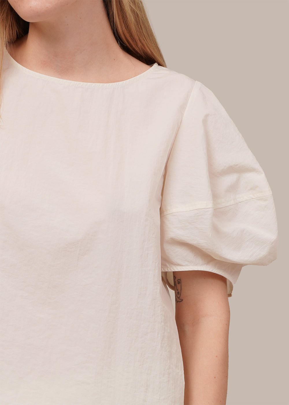 Ivory Balloon Sleeve Blouse