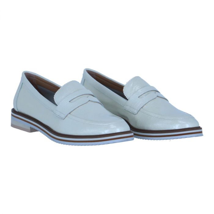 Regarde Le Ciel Dalma-02 White Loafer